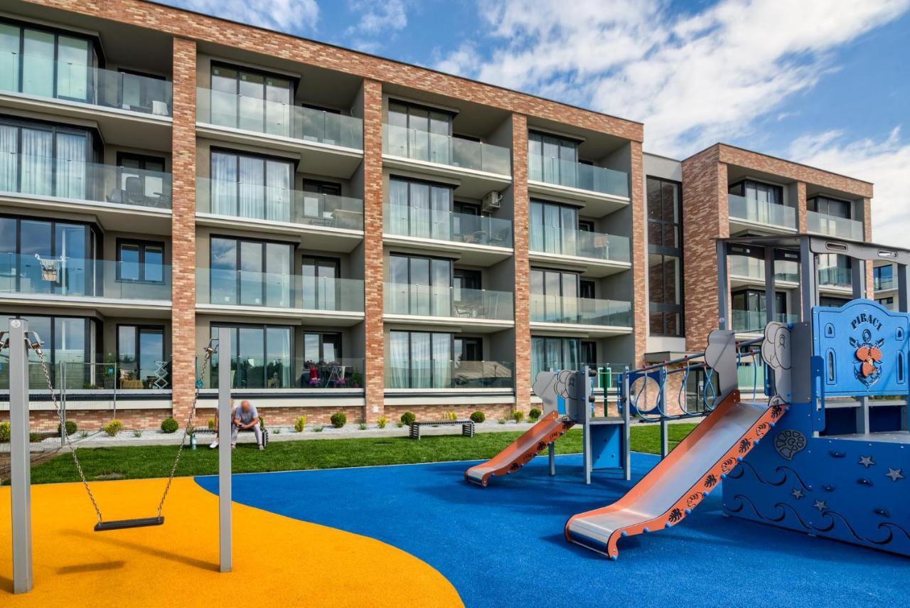 Apartament Lux Japonski Zuraw - Perlowa Przystan Holiday City Колобжег Екстериор снимка